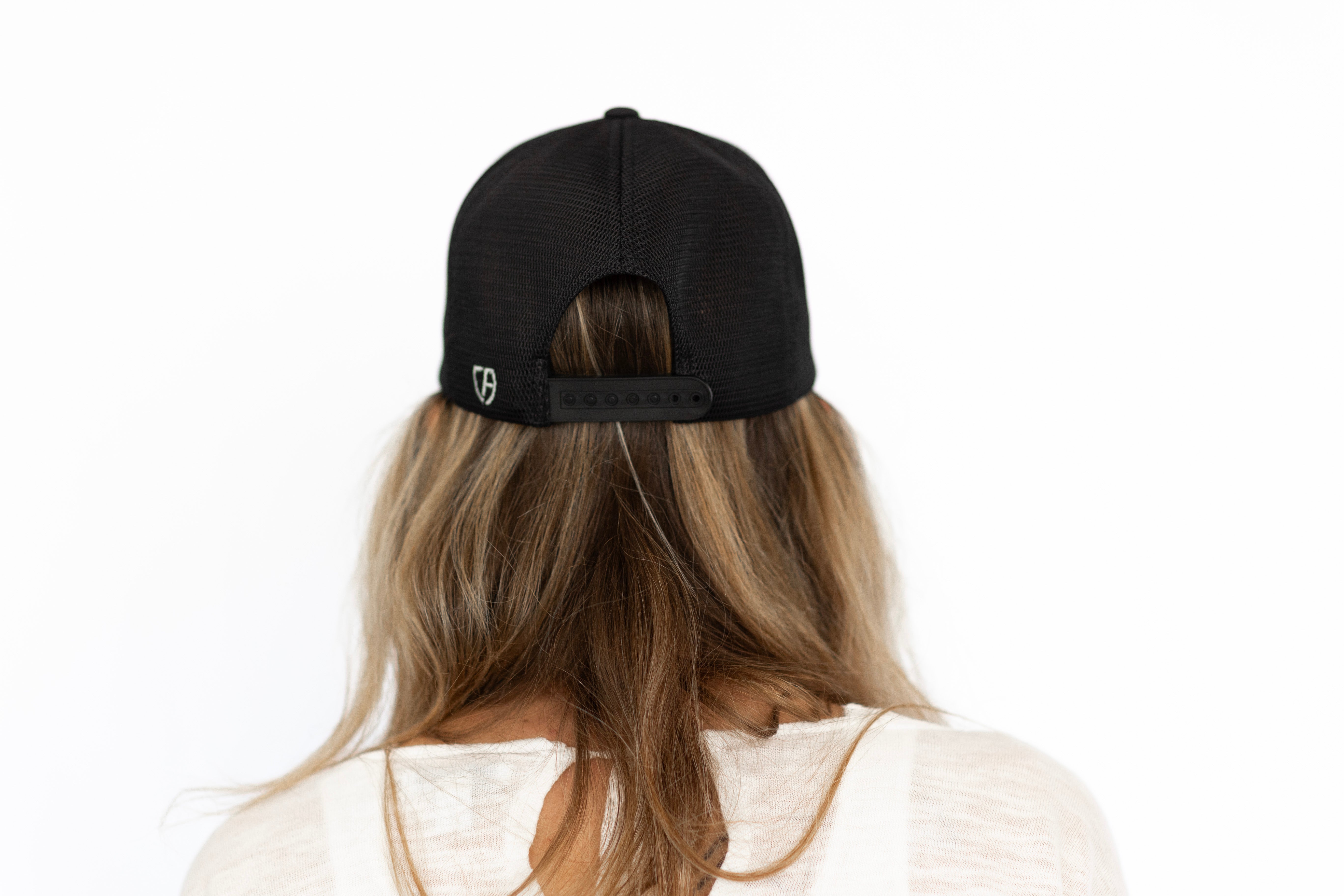 Casquette Flexfit logo en cuir