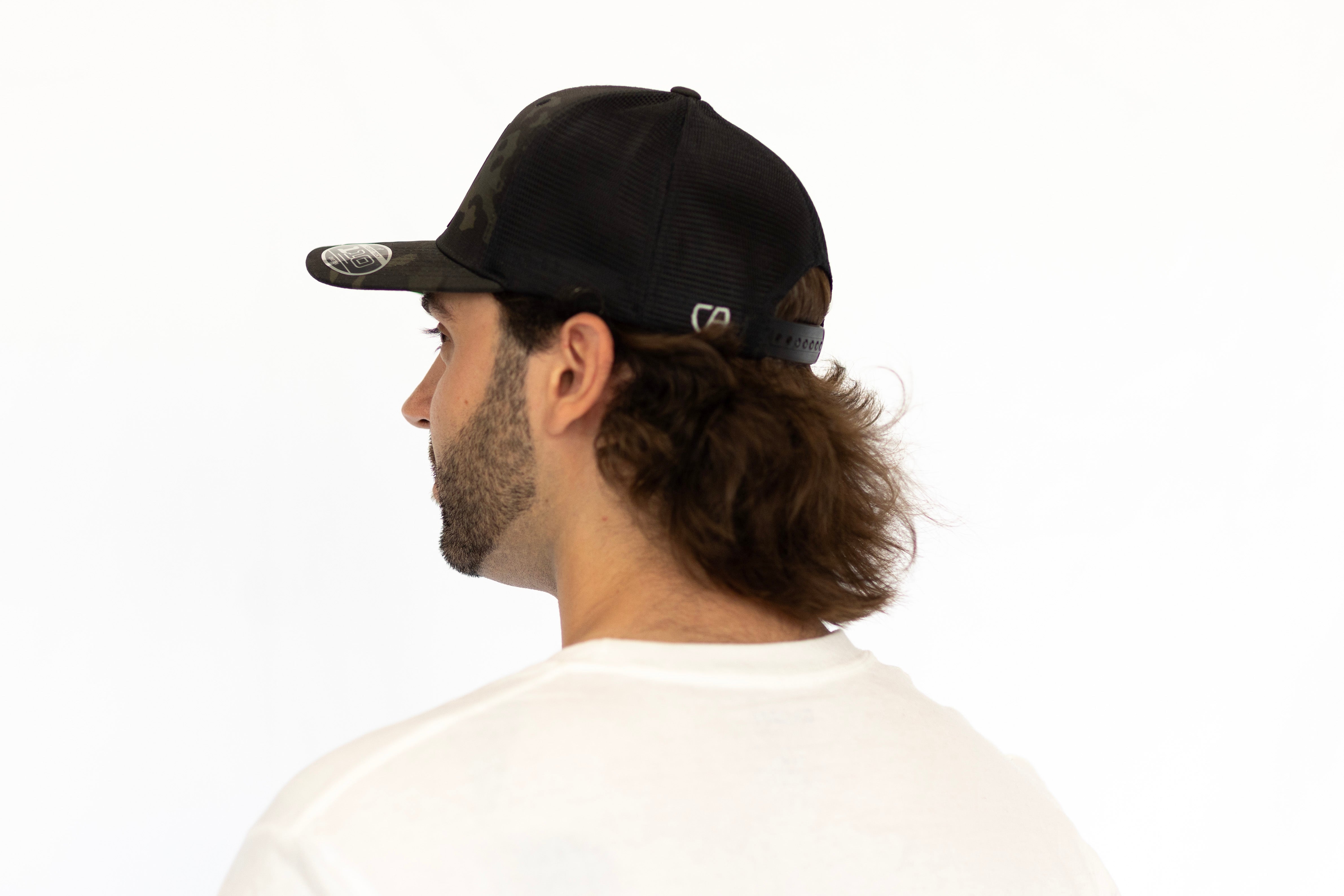 Casquette Flexfit logo en cuir